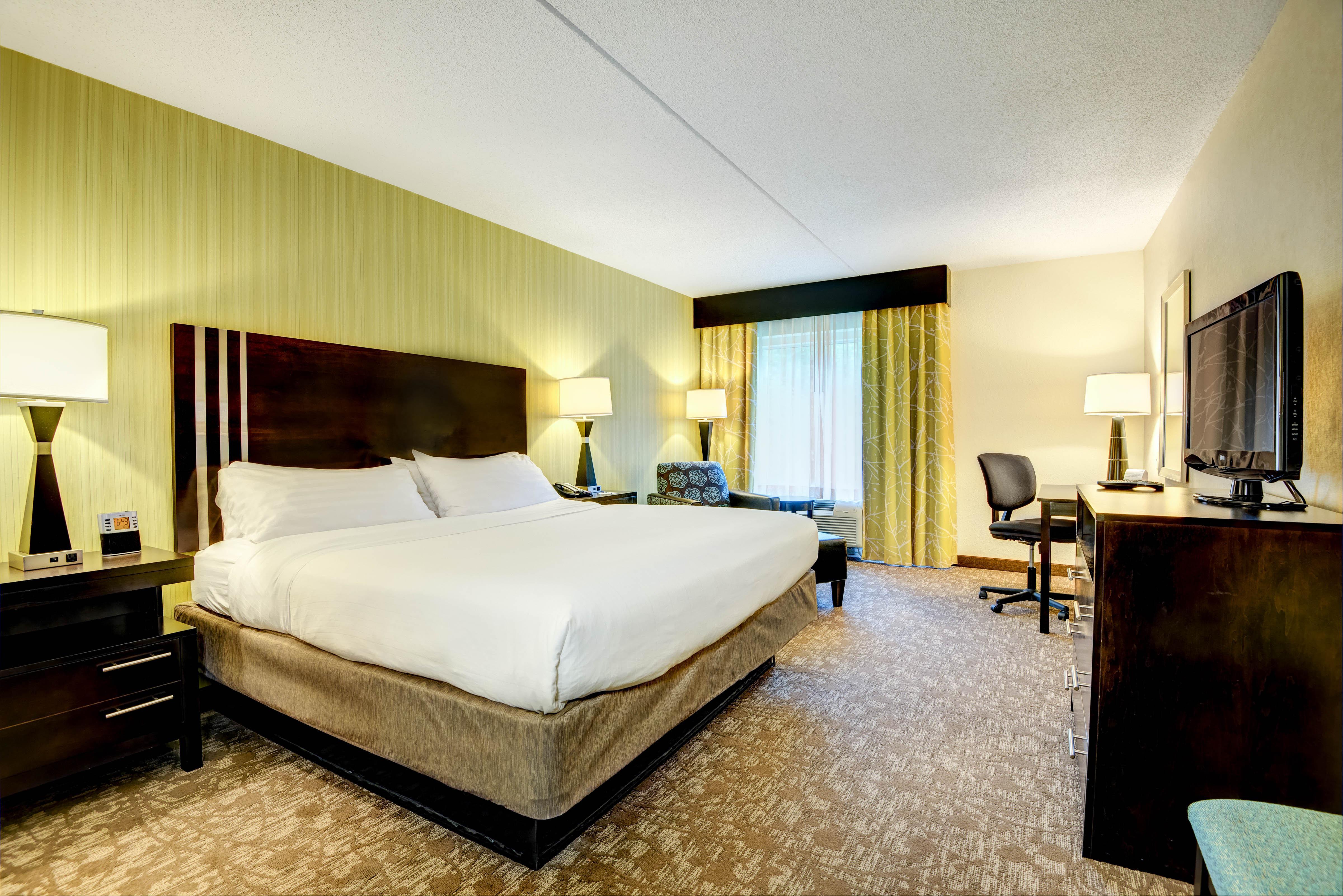 Holiday Inn Express - Neptune By Ihg Экстерьер фото