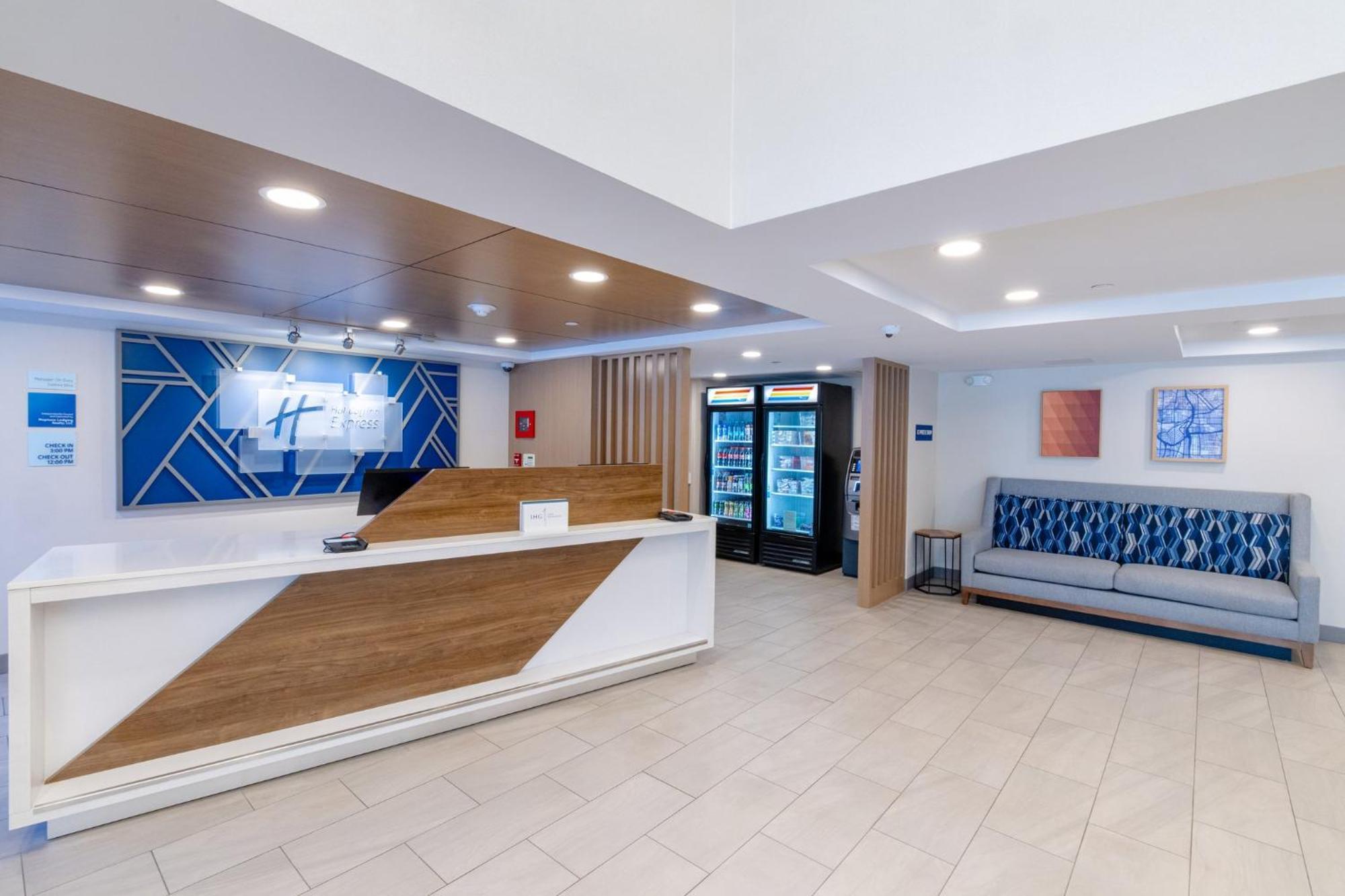 Holiday Inn Express - Neptune By Ihg Экстерьер фото