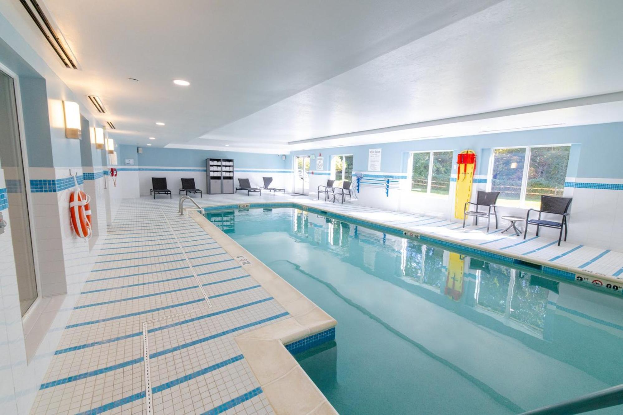 Holiday Inn Express - Neptune By Ihg Экстерьер фото